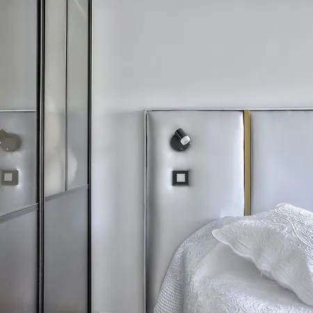 Luxury 4 Stars Croisette カンヌ