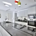 Luxury 4 Stars Croisette